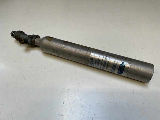 CO2 BOTTLE - Catalina Cylinder - 14oz Empty