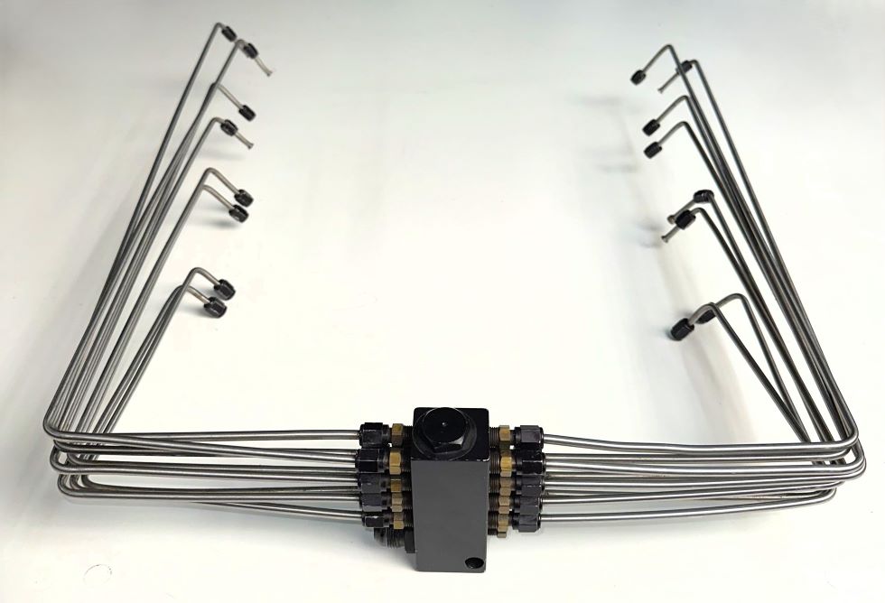 Enderle - Port SS Line Set (DUAL NOZZLES)426 HEMI Includes Dist BlockLongest Line Length = 23in (16 lines)