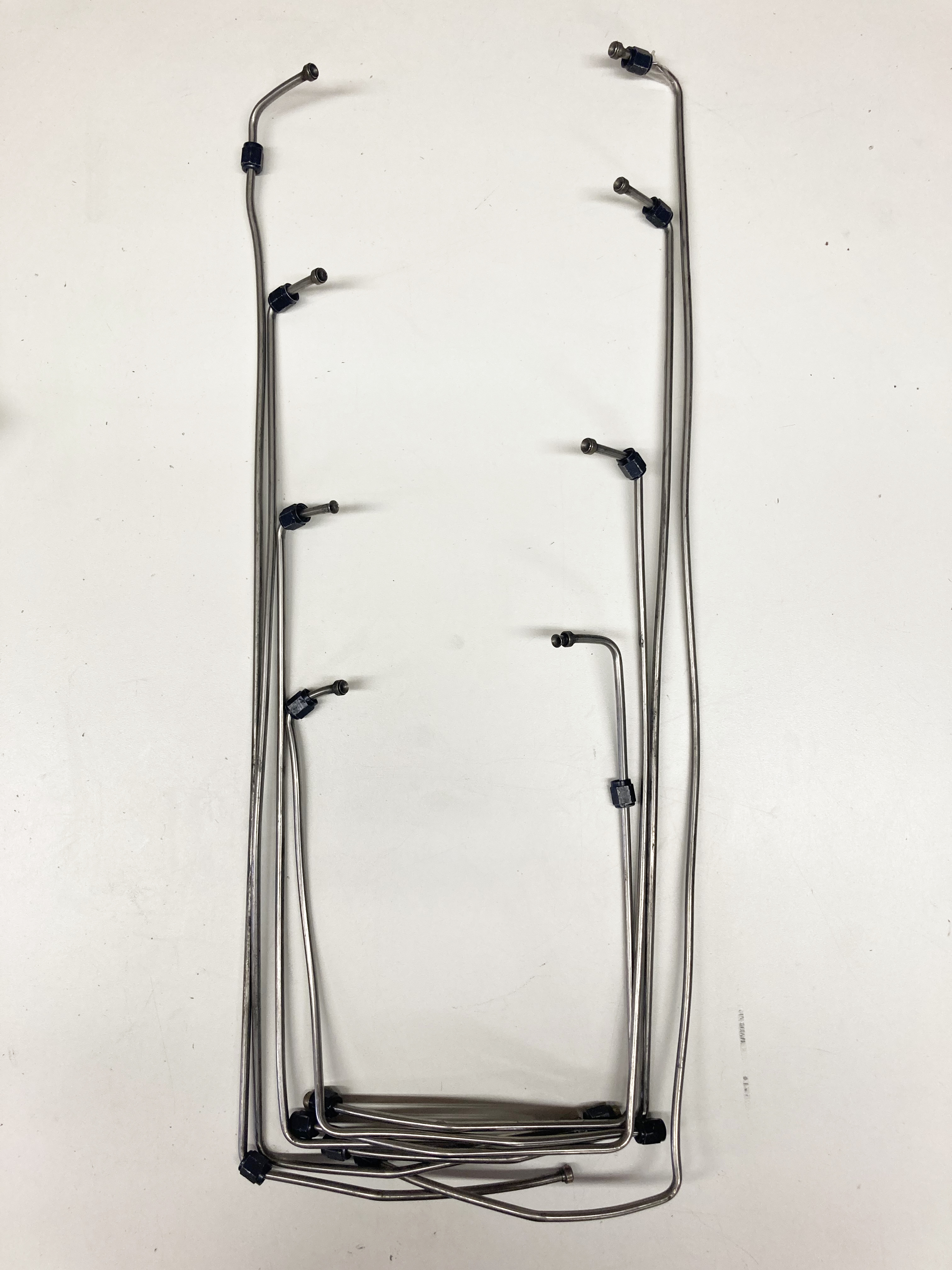 Enderle - SS Port Line Set HEMI 16 Bolt IntakeLongest Line Length = 23.5in (8 lines)